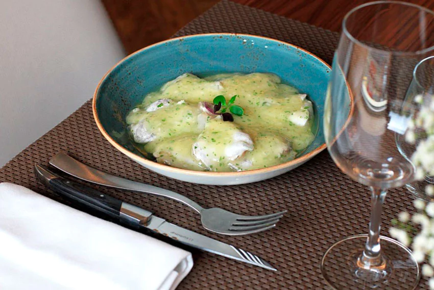 La Jarana Taberna - Gastronomia - Lasala Plaza Hotel