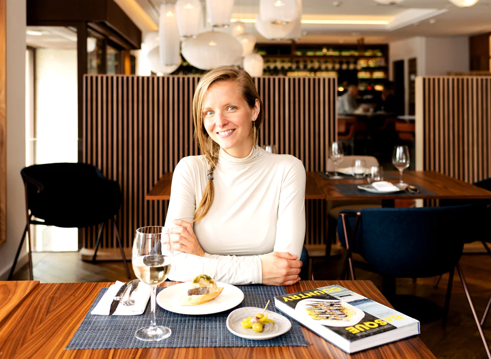 Marti Buckley à l'hôtel Lasala Plaza